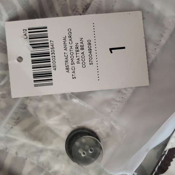 NWT Chico's Abstract Skirt - Picture 8 of 8